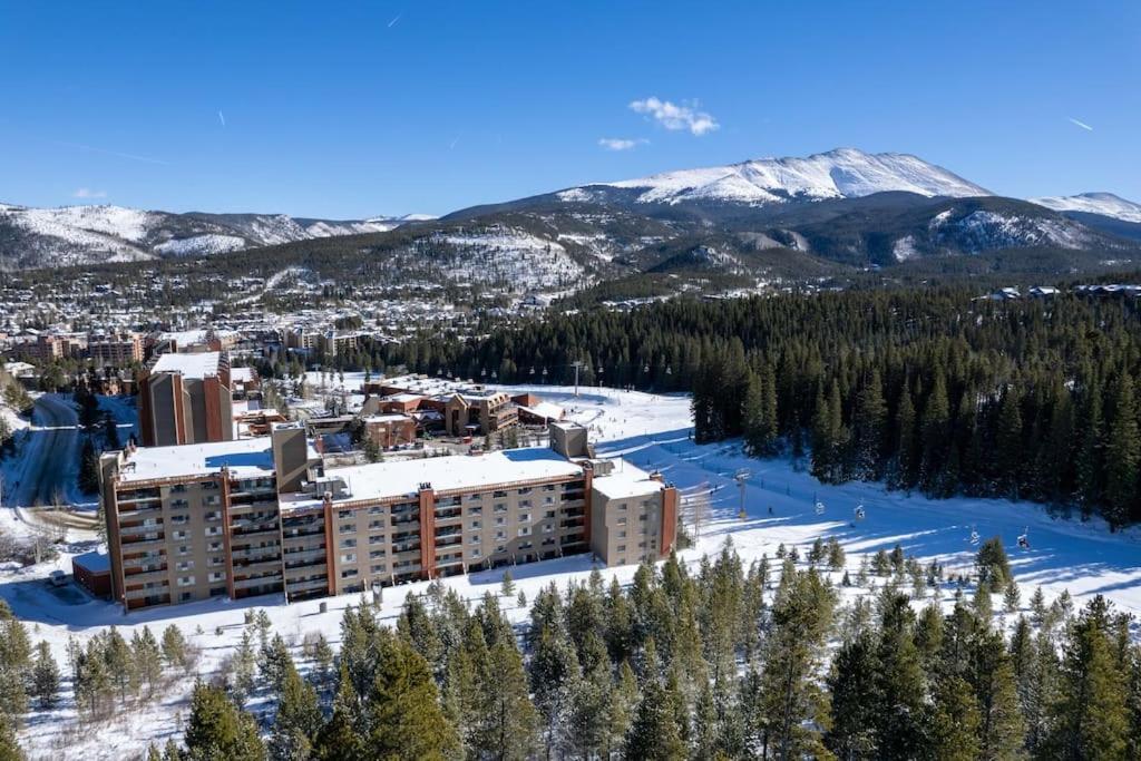Beaver Run Studio- Dog Friendly Apartment