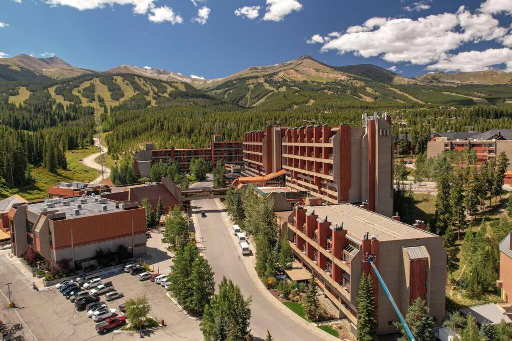 Apartment Beaver Run Studio- Dog Friendly Breckenridge