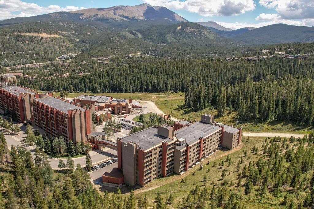 Beaver Run Studio- Dog Friendly Apartment Breckenridge